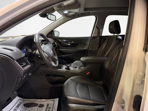 Used 2022 GMC Terrain AT4 w/ Infotainment Package II image 12