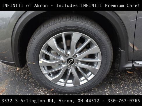 New 2025 INFINITI QX50 Luxe image 30
