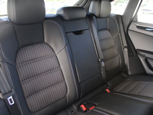 Certified 2026 Porsche Macan Turbo AWD/4WD image 29