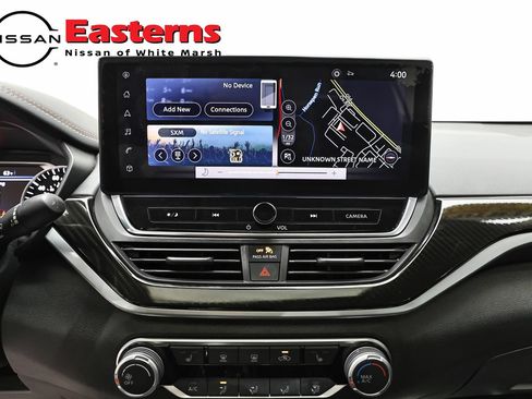 Used 2023 Nissan Altima 2.5 SR w/ SR Premium Package FWD image 12