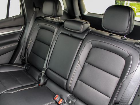 New 2027 GMC Terrain Elevation w/ Elevation Premium Package AWD/4WD image 20