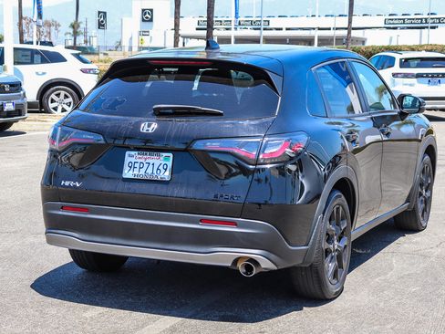 Used 2023 Honda HR-V Sport image 11