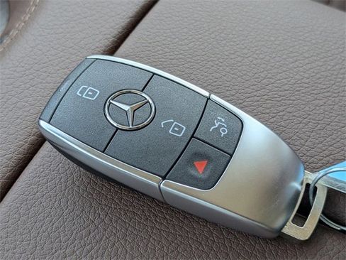 New 2026 Mercedes-Benz GLE 450 4MATIC image 34