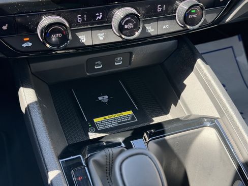 Used 2025 Honda Accord EX-L image 30