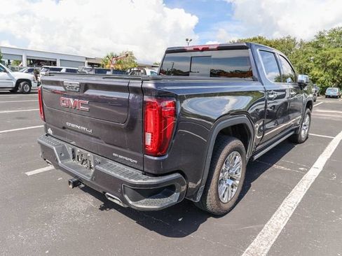 Used 2022 GMC Sierra 1500 Denali AWD/4WD image 4