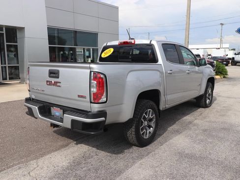 Used 2018 GMC Canyon All Terrain AWD/4WD image 9