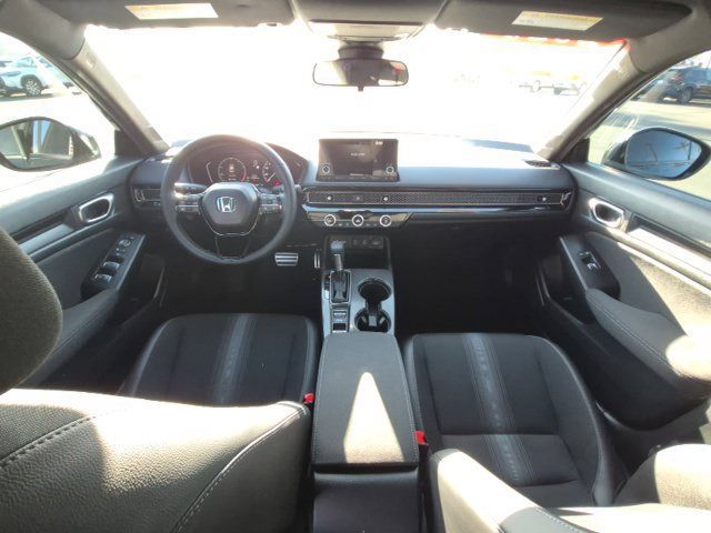 Used 2025 Honda Civic Sport image 17
