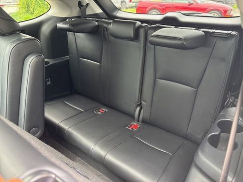 Used 2023 Toyota Highlander Platinum AWD/4WD image 25
