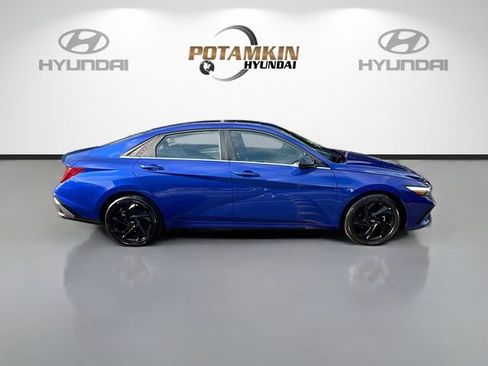Certified 2026 Hyundai Elantra SEL Sport Premium w/ Cargo Package FWD image 4