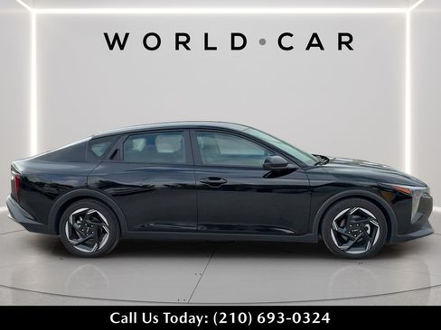 Used 2025 Kia K4 EX FWD image 2