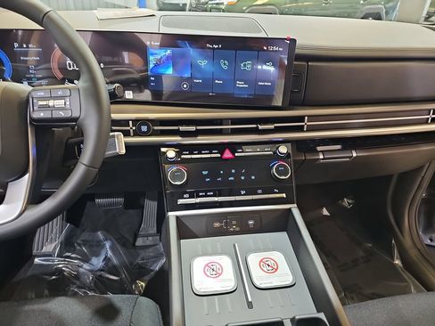 New 2026 Hyundai Santa Fe SE image 21