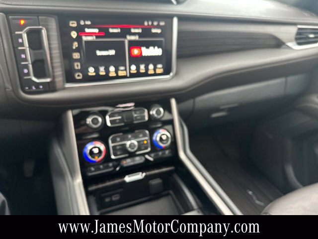 Used 2024 GMC Yukon XL Denali AWD/4WD image 18