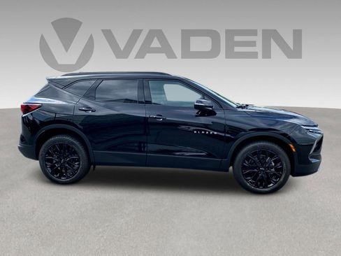 New 2024 Chevrolet Blazer LT w/ Sound & Technology Package AWD/4WD image 36