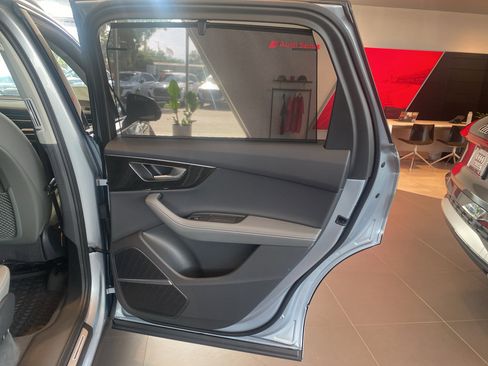 New 2025 Audi Q7 3.0T Premium Plus image 16