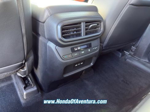 Certified 2025 Honda Pilot EX-L image 14