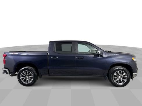 Used 2023 Chevrolet Silverado 1500 LT AWD/4WD image 9