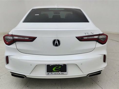 Used 2025 Acura TLX w/ Technology Package image 5