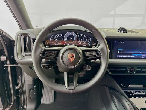 New 2026 Porsche Cayenne S image 12