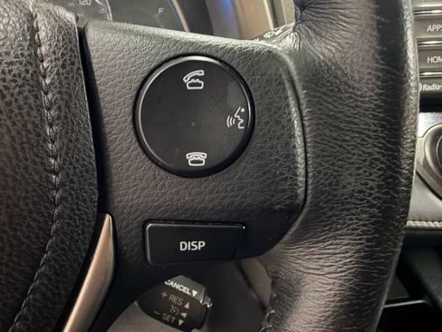 Used 2015 Toyota RAV4 Limited AWD/4WD image 11