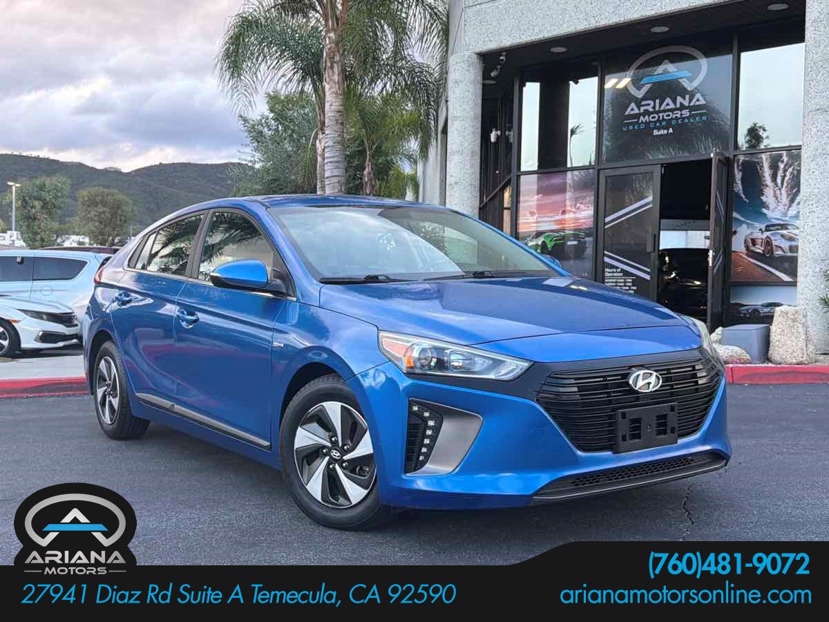 Used 2017 Hyundai Ioniq SEL FWD image 1