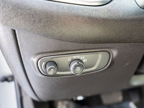 Used 2024 Chevrolet Equinox LT w/ Driver Convenience Package image 21