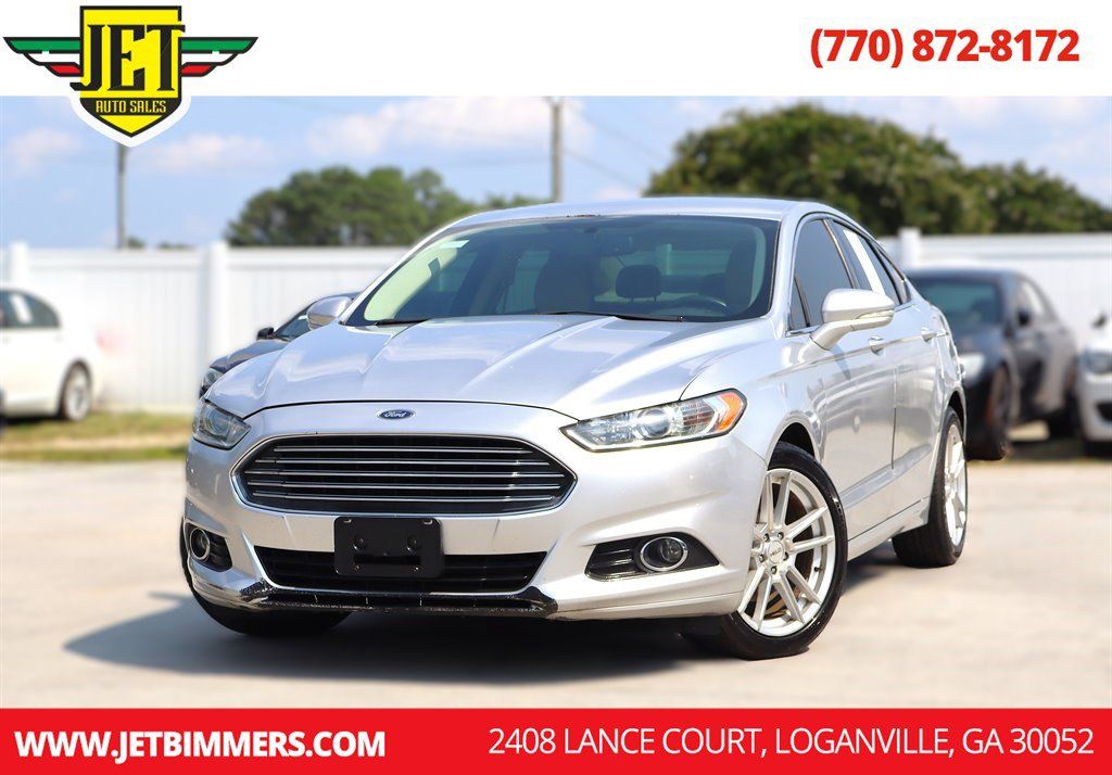 Used 2013 Ford Fusion SE FWD image 1