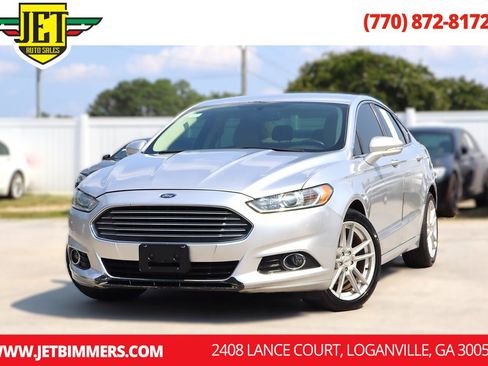Used 2013 Ford Fusion SE FWD image 1