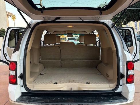Used 2006 Ford Explorer Eddie Bauer image 20