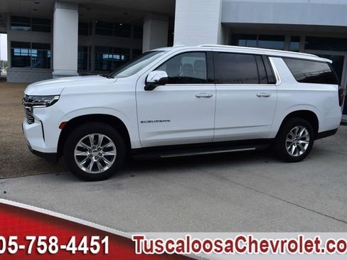Used 2022 Chevrolet Suburban Premier image 6