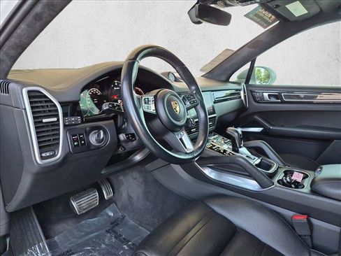 Used 2019 Porsche Cayenne Turbo AWD/4WD image 10