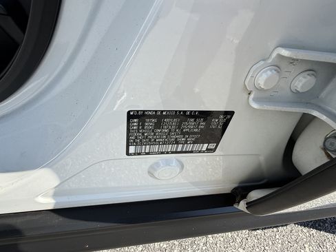 Used 2020 Honda HR-V EX image 36