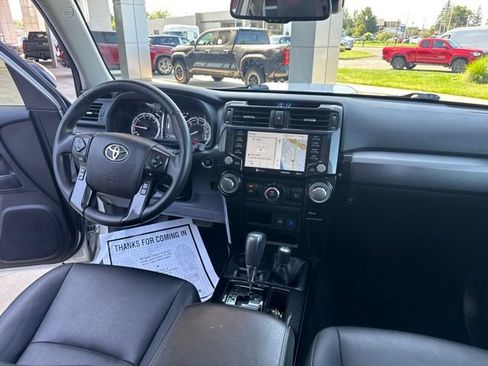 Used 2021 Toyota 4Runner Venture w/ Moonroof Package AWD/4WD image 30