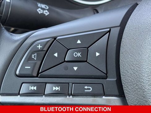 Certified 2022 Nissan Sentra SV w/ All-Weather Package FWD image 21