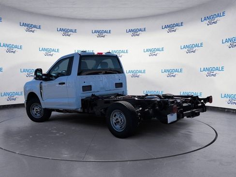 New 2026 Ford F250 XL w/ XL Chrome Package image 9