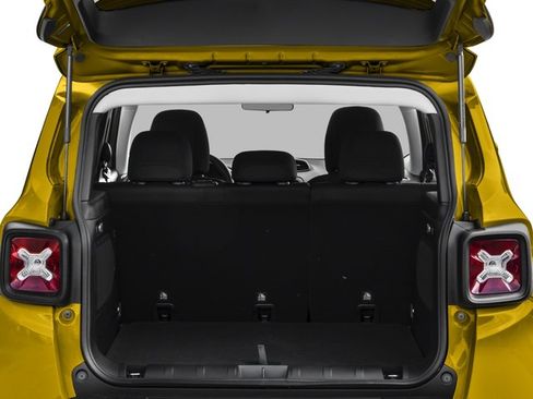 Certified 2017 Jeep Renegade Latitude AWD/4WD image 12