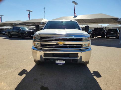 Used 2018 Chevrolet Silverado 2500 W/T image 3