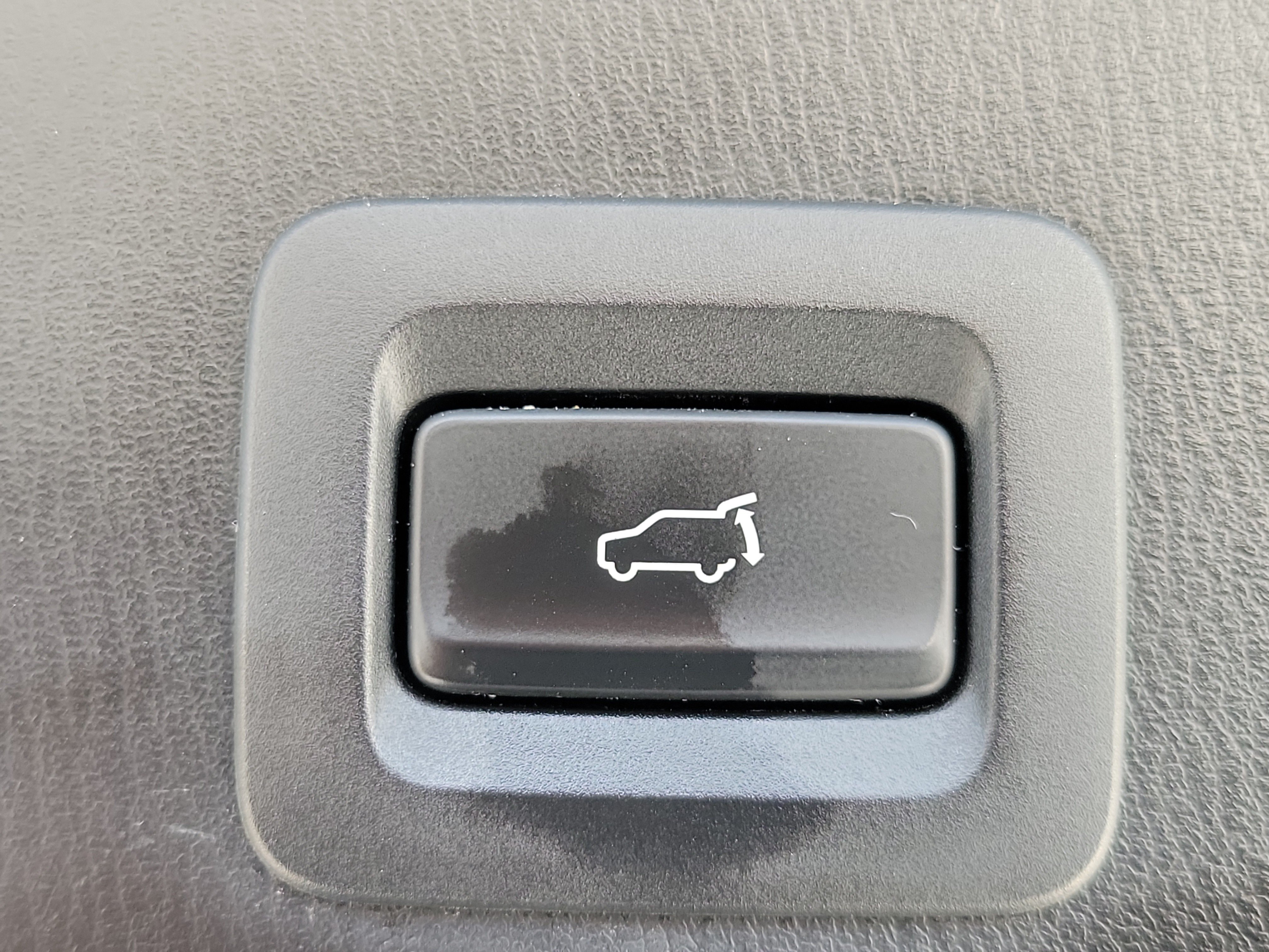Used 2018 MAZDA CX-5 Touring w/ Preferred Equipment Package FWD image 8