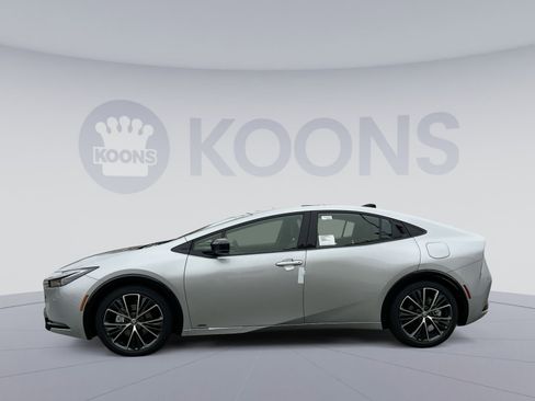 New 2026 Toyota Prius XLE image 2