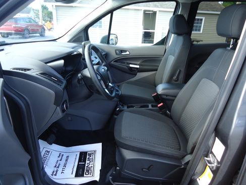 Used 2021 Ford Transit Connect XLT FWD image 20