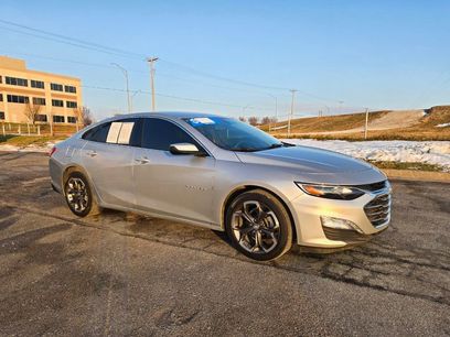 Used 2022 Chevrolet Malibu LT