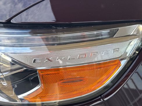 Certified 2023 Ford Explorer XLT w/ Equipment Group 202A image 14