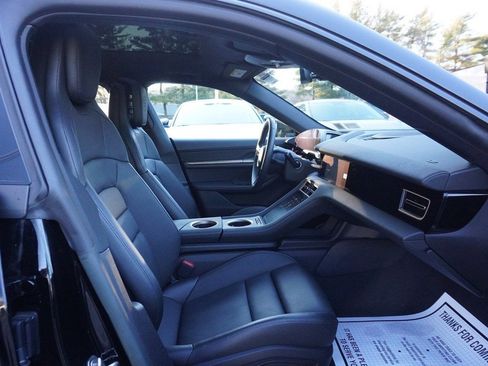 Used 2023 Porsche Taycan 4 Cross Turismo image 37