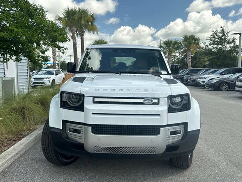 New 2025 Land Rover Defender 110 S image 2