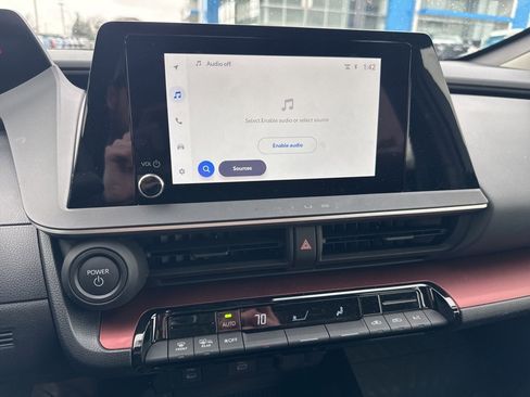 Used 2026 Toyota Prius Plug-In Hybrid image 19