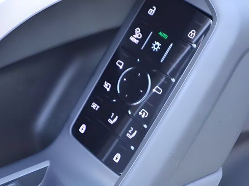 New 2026 Audi SQ5 Premium Plus AWD/4WD image 10