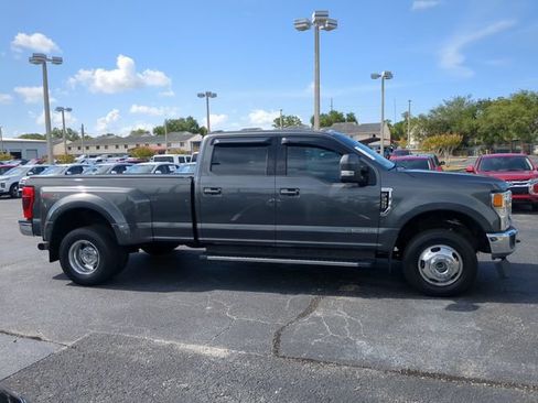 Used 2020 Ford F350 Lariat w/ Lariat Value Package AWD/4WD image 5