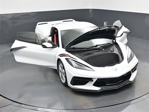 Used 2022 Chevrolet Corvette Stingray Preferred Cpe w/ Battery Protection Package image 53