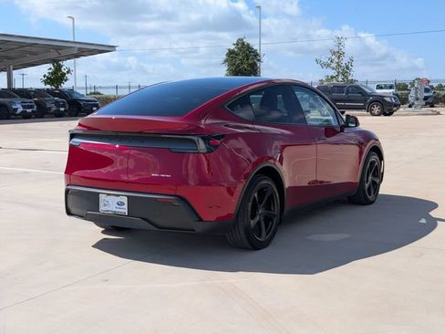 Used 2026 Tesla Model Y Long Range AWD/4WD image 5