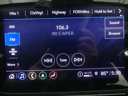 Used 2023 Chevrolet Malibu LT FWD image 10