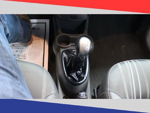 Used 2014 Chevrolet Spark LS image 42